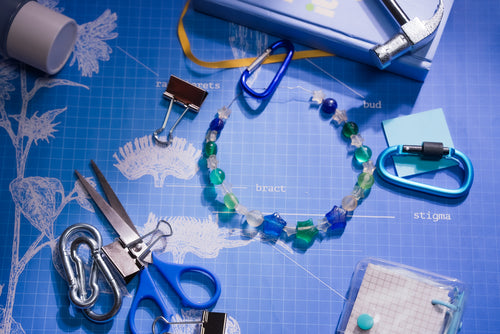 a new.print. neck.lace