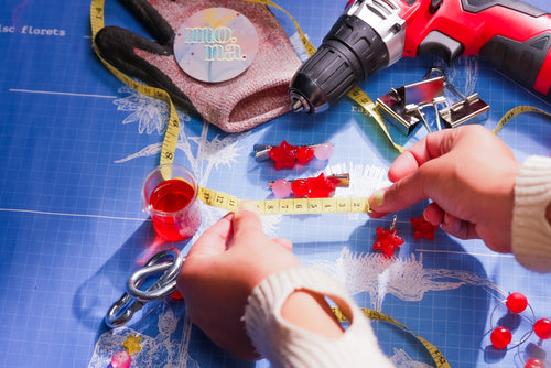 a new.print. hair clips