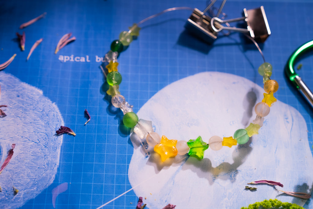 a new.print. neck.lace