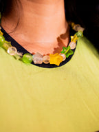 a new.print. neck.lace